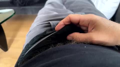 Snapshot of benz10001 chatting on 11/26/25, 03:35 benz10001 online show from 11/26/25, 03:35