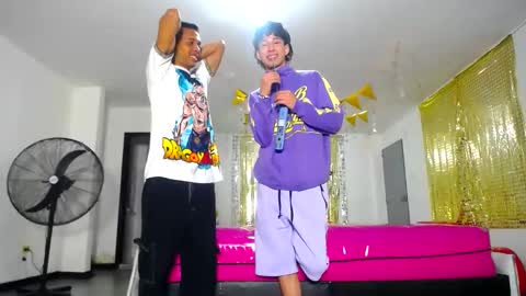 Snapshot of benz_boys chatting on 02/23/25, 12:16 benz boys online show from 02/23/25, 12:16