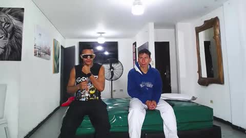 Snapshot of benz_boys chatting on 10/04/25, 12:03 benz boys online show from 10/04/25, 12:03