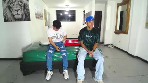 Snapshot of benz_boys chatting on 11/02/25, 11:56 benz boys online show from 11/02/25, 11:56