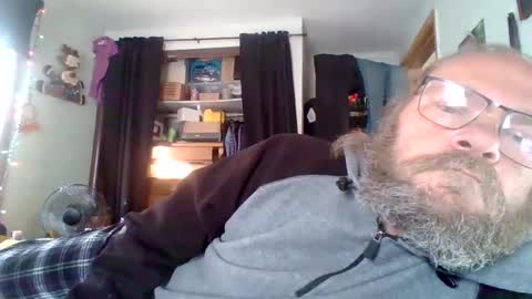 bergeeric1970 online show from 05/02/26, 01:38