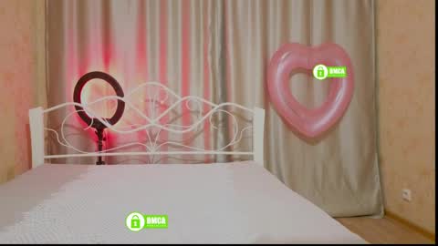 Snapshot of berkova_le chatting on 04/14/26, 03:29 Berkova L online show from 04/14/26, 03:29