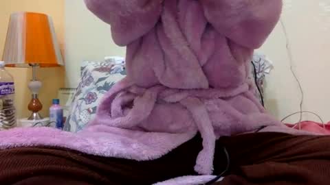 Snapshot of bermudatriangle12 chatting on 01/07/25, 05:20 tixxie online show from 01/07/25, 05:20