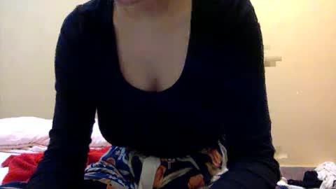 Snapshot of bermudatriangle12 chatting on 05/10/26, 08:19 tixxie online show from 05/10/26, 08:19