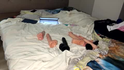 bernacd online show from 04/18/26, 07:07