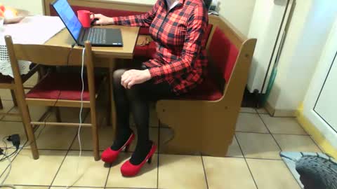 Snapshot of bernadetanylon chatting on 03/20/26, 06:07 Bernadetanylon online show from 03/20/26, 06:07