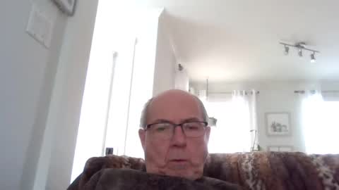 bernard1102 online show from 02/05/25, 02:26