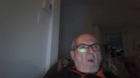 bernard1102 online show from 09/25/25, 10:46