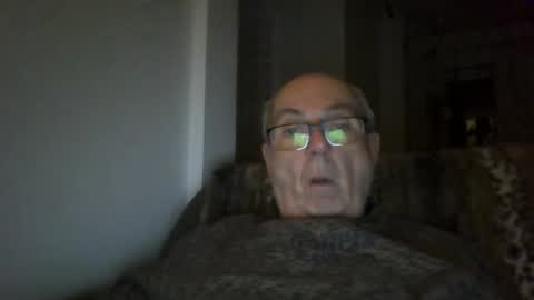 bernard1102 online show from 11/16/25, 01:22