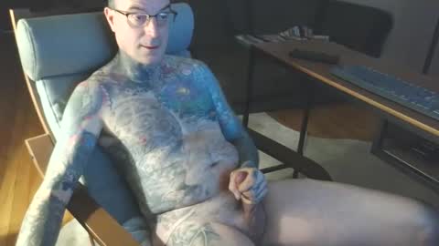 Snapshot of bernhard666 chatting on 02/16/25, 03:16 bernhard666 online show from 02/16/25, 03:16