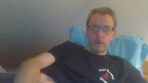 Snapshot of bernie484237 chatting on 06/01/26, 07:15 Bernie online show from 06/01/26, 07:15
