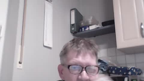 bernie6004 online show from 06/19/26, 10:08
