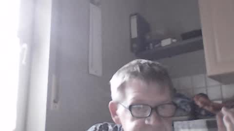 bernie6004 online show from 07/10/26, 07:05