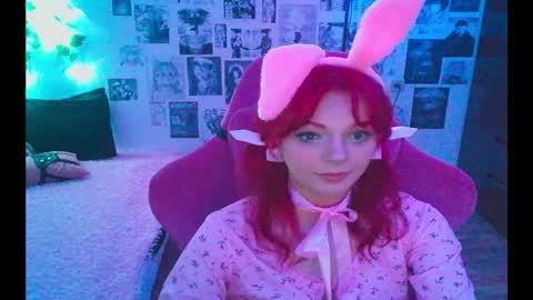 Snapshot of berriekitten chatting on 10/08/25, 07:22 BerrieKitten online show from 10/08/25, 07:22