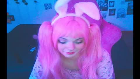 Snapshot of berriekitten chatting on 03/15/26, 09:54 BerrieKitten online show from 03/15/26, 09:54