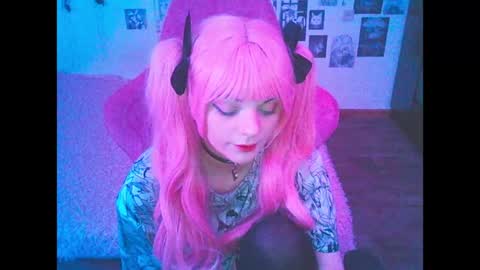 BerrieKitten online show from 05/17/26, 01:58