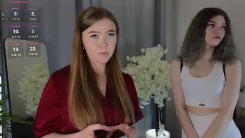 Snapshot of berry_bloom chatting on 10/11/25, 04:33 Aurora online show from 10/11/25, 04:33