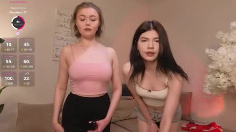 Snapshot of berry_bloom chatting on 11/28/25, 10:51 Aurora online show from 11/28/25, 10:51