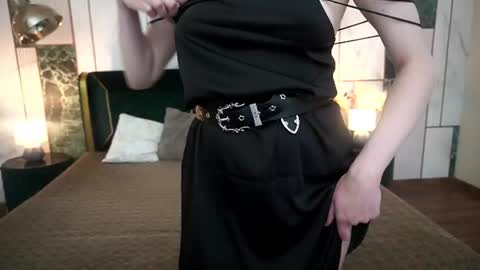 Snapshot of berrydiva chatting on 07/20/26, 08:22 Violette online show from 07/20/26, 08:22