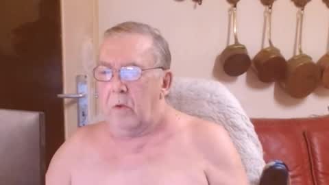 Snapshot of best127 chatting on 02/07/25, 07:06 jean online show from 02/07/25, 07:06