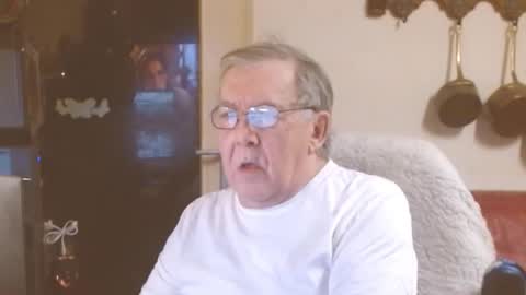 Snapshot of best127 chatting on 02/09/25, 06:16 jean online show from 02/09/25, 06:16