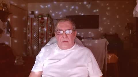 Snapshot of best127 chatting on 02/09/25, 10:00 jean online show from 02/09/25, 10:00