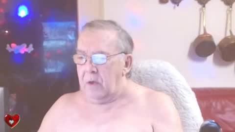 Snapshot of best127 chatting on 02/22/25, 11:35 jean online show from 02/22/25, 11:35