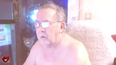 Snapshot of best127 chatting on 02/23/25, 06:56 jean online show from 02/23/25, 06:56