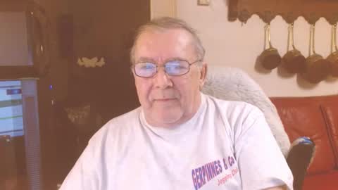 Snapshot of best127 chatting on 02/25/25, 12:03 jean online show from 02/25/25, 12:03