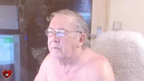 Snapshot of best127 chatting on 02/25/25, 11:33 jean online show from 02/25/25, 11:33