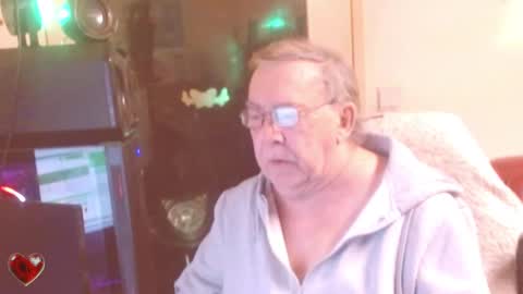 Snapshot of best127 chatting on 03/02/25, 11:31 jean online show from 03/02/25, 11:31