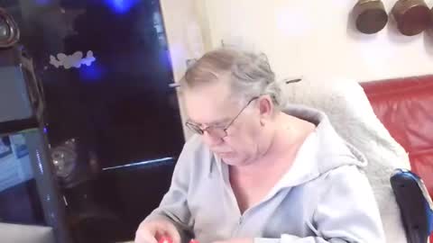 Snapshot of best127 chatting on 03/03/25, 01:53 jean online show from 03/03/25, 01:53