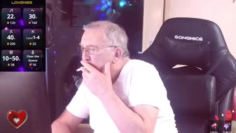 Snapshot of best127 chatting on 09/13/25, 08:19 jean online show from 09/13/25, 08:19