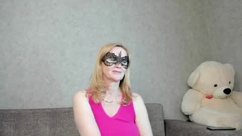 Snapshot of best__angelica chatting on 05/10/26, 04:56 best__angelica online show from 05/10/26, 04:56