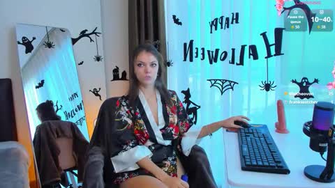 Alice online show from 10/26/25, 12:49