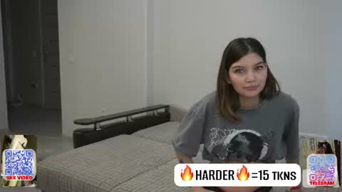 Snapshot of best_fucks chatting on 07/07/26, 05:06 AndrewEva online show from 07/07/26, 05:06