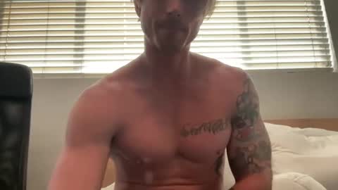 Snapshot of bestcoast35 chatting on 09/16/25, 11:28 Bestcoast3579 online show from 09/16/25, 11:28