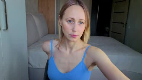 Snapshot of bestgirls2021 chatting on 03/30/26, 03:18 Hellen and Natali online show from 03/30/26, 03:18