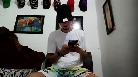 Andres online show from 12/01/24, 11:04