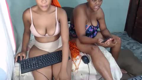 Snapshot of bestlia chatting on 01/30/25, 02:16 bestlia online show from 01/30/25, 02:16