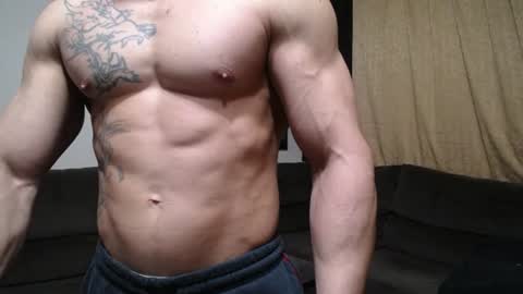 Snapshot of bestmuscle chatting on 06/28/26, 08:59 bestmuscle online show from 06/28/26, 08:59
