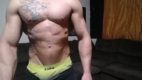 Snapshot of bestmuscle chatting on 07/07/26, 07:51 bestmuscle online show from 07/07/26, 07:51