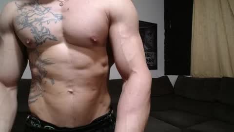 Snapshot of bestmuscle chatting on 07/21/26, 09:28 bestmuscle online show from 07/21/26, 09:28