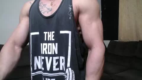 Snapshot of bestmuscle chatting on 07/24/26, 11:36 bestmuscle online show from 07/24/26, 11:36