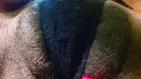 Snapshot of bethanywilsom chatting on 01/28/25, 11:49 Bethany Wilson online show from 01/28/25, 11:49