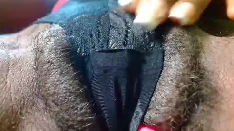 Snapshot of bethanywilsom chatting on 02/07/25, 12:06 Bethany Wilson online show from 02/07/25, 12:06