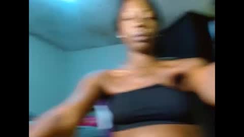 Snapshot of bethanywilsom chatting on 02/27/25, 03:05 Bethany Wilson online show from 02/27/25, 03:05