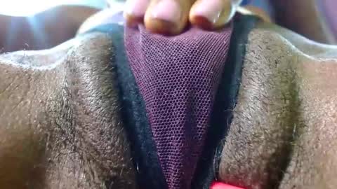 Snapshot of bethanywilsom chatting on 10/01/25, 01:17 Bethany Wilson online show from 10/01/25, 01:17