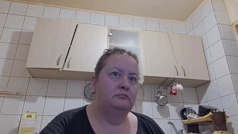 bethnorth online show from 09/29/25, 01:55