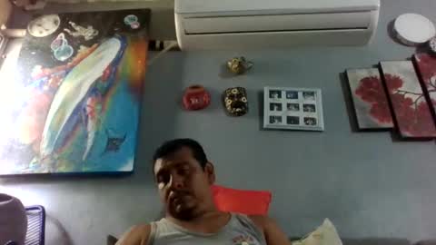 Snapshot of beto471292 chatting on 05/16/26, 11:03 beto471292 online show from 05/16/26, 11:03